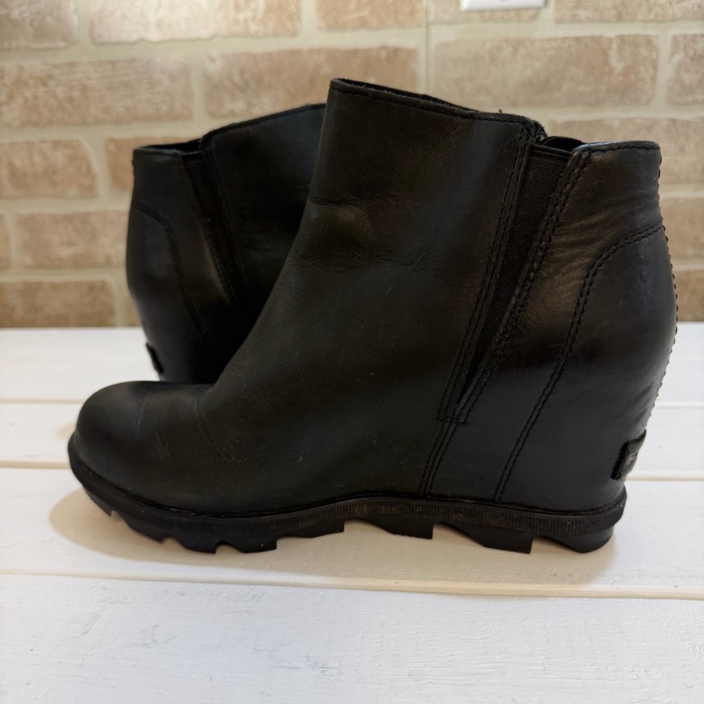 Sorel Women's Joan of Arctic Wedge II Zip Bootie Black Waterproof Leather Sz 7.5 - Picture 5 of 11